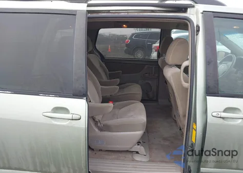 2010 Toyota Sienna Le из США, поврежденный, VIN 5TDKK4CC0AS303018